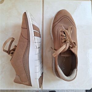 Vionic riley casual sneaker tan 5.0